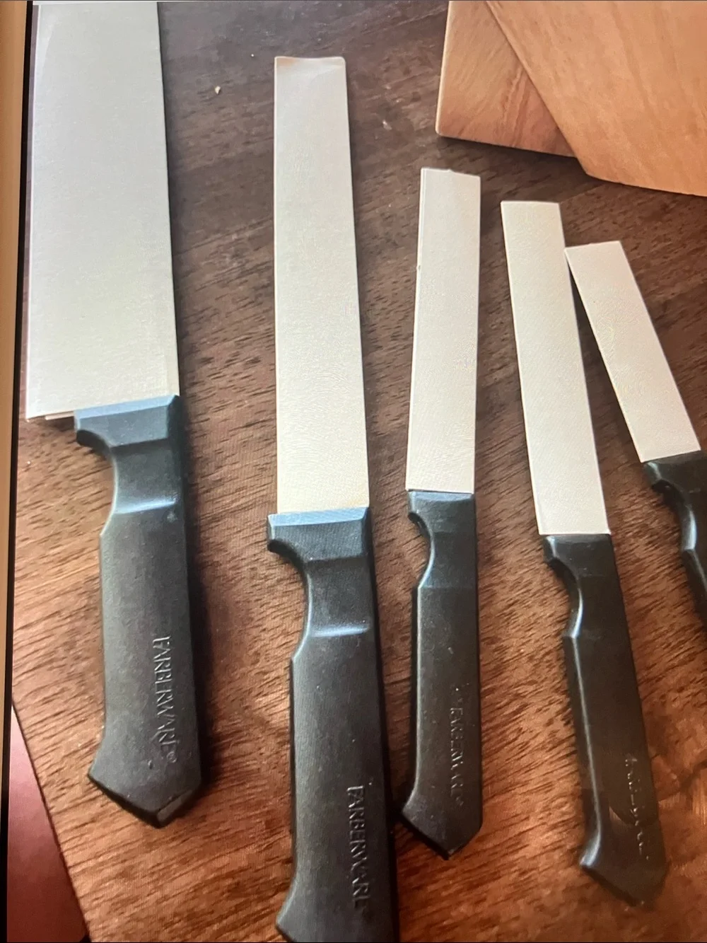 Farberware Black Handle Knife Block with Natural Wood Block no scissors